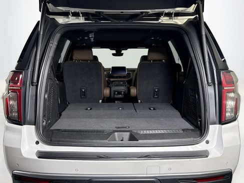 Used 2022 Chevrolet Tahoe High Country RWD image 22