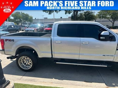 Used 2019 Ford F250 Lariat w/ Lariat Value Package AWD/4WD image 7