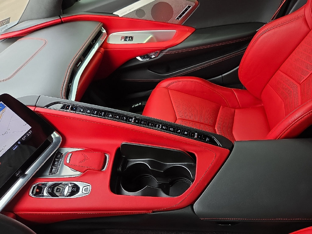 Used 2020 Chevrolet Corvette Stingray Premium Cpe w/ 3LT Preferred Equipment Group RWD image 20