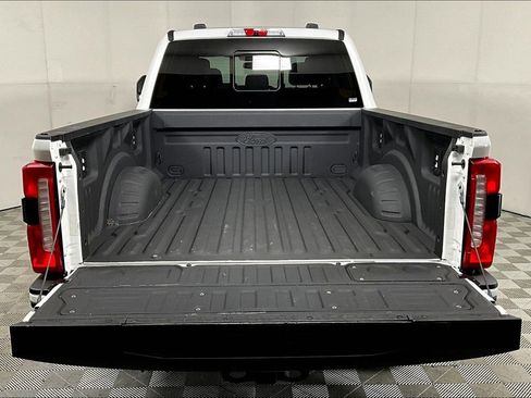 Used 2024 Ford F250 Lariat w/ Lariat Ultimate Package image 35