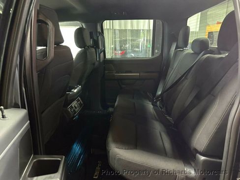 Used 2024 Ford F150 XLT w/ XLT Black Appearance Package AWD/4WD image 16