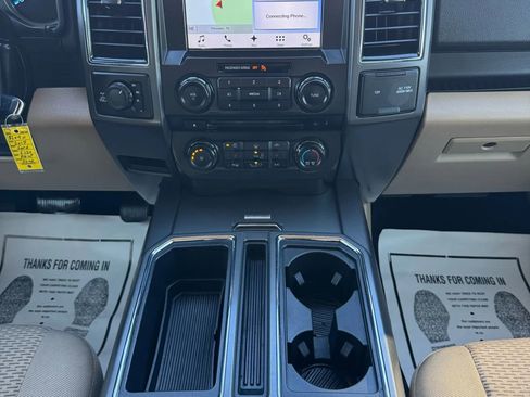 Used 2017 Ford F150 XLT w/ Equipment Group 302A Luxury image 57