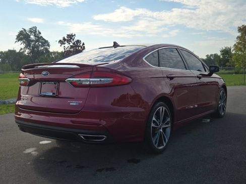 Used 2019 Ford Fusion Titanium AWD/4WD image 8