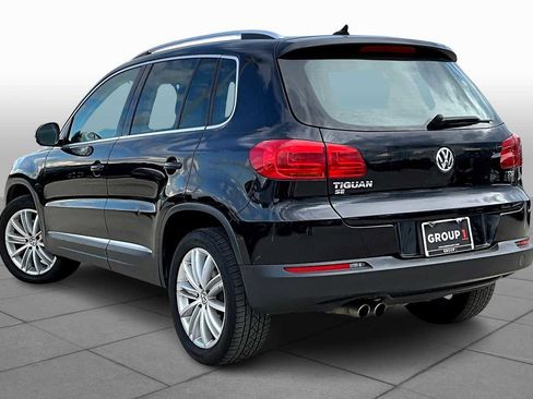 Used 2016 Volkswagen Tiguan SE image 11