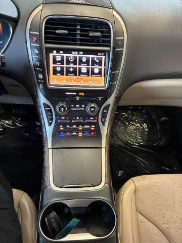Used 2019 Lincoln Nautilus Reserve AWD/4WD image 22