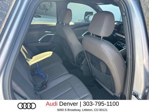 Used 2025 Audi Q5 Premium Plus w/ Premium Plus AWD/4WD image 18