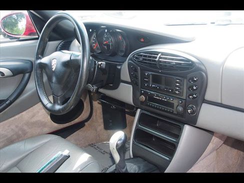 Used 2001 Porsche Boxster image 17