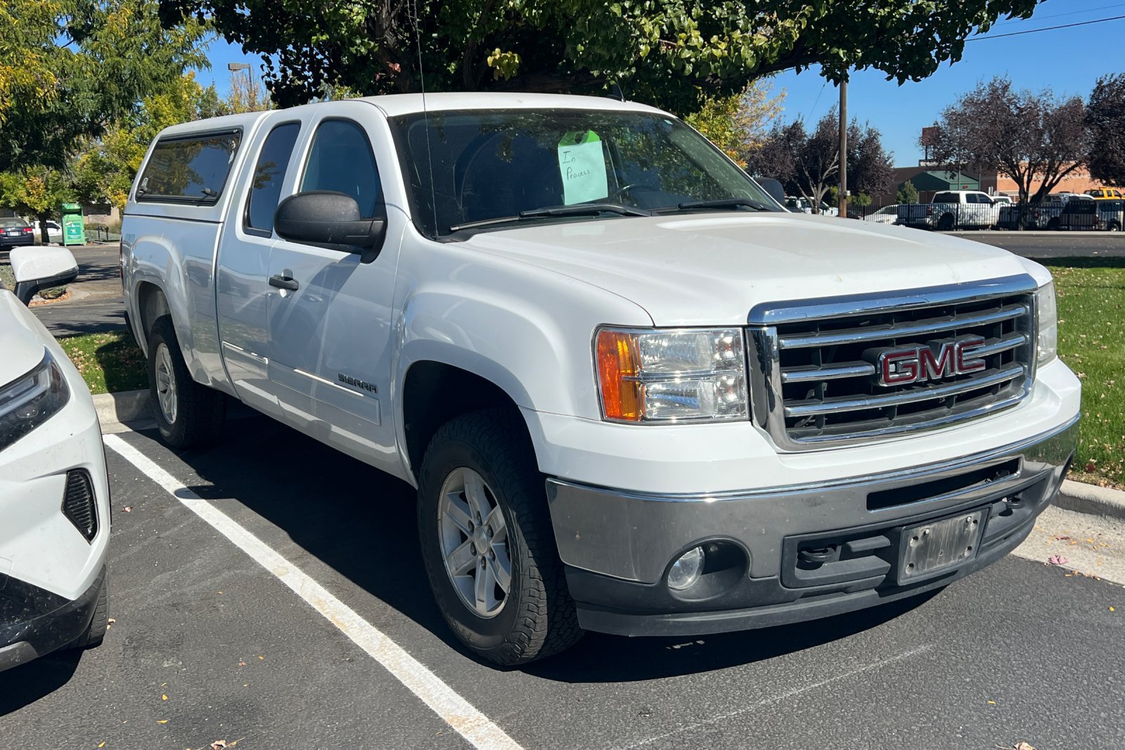 Used 2013 GMC Sierra 1500 SLE w/ Power Tech Package AWD/4WD image 2