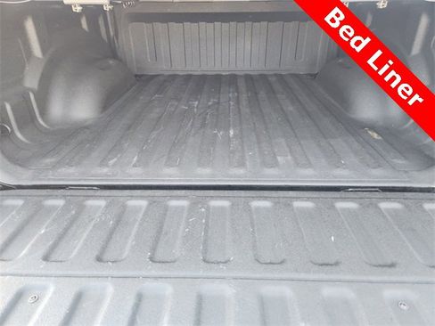 Used 2022 RAM 1500 Limited w/ Body Color Bumper Group image 30