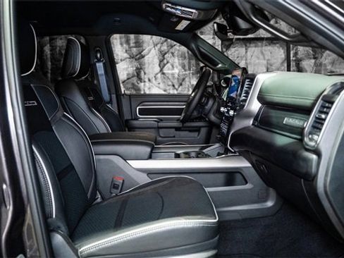 New 2025 RAM 2500 Laramie image 10