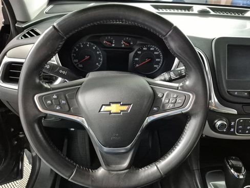 Used 2018 Chevrolet Equinox LT FWD image 11