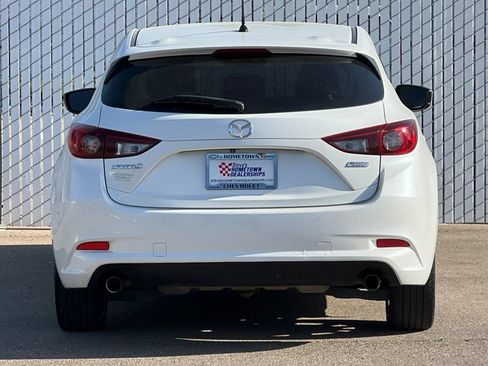 Used 2017 MAZDA MAZDA3 Touring FWD image 5