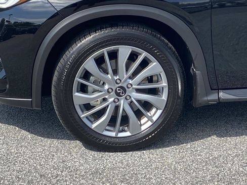 Certified 2025 INFINITI QX50 Luxe image 7