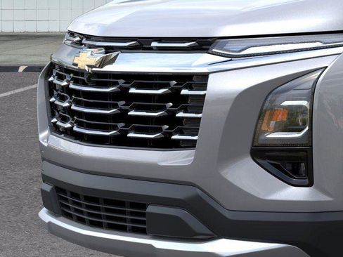 New 2026 Chevrolet Equinox LT w/ Convenience Package II image 13