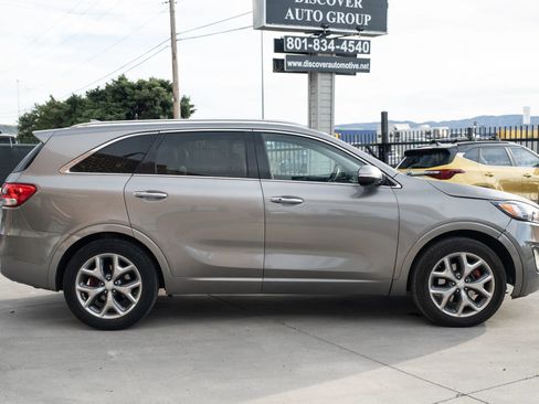 Used 2017 Kia Sorento SX FWD image 8