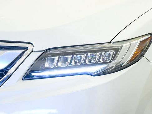 Used 2018 Acura RDX AWD w/ Technology Package image 9
