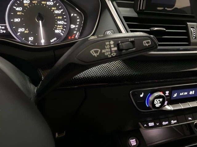 Used 2024 Audi SQ5 Premium w/ Convenience Package AWD/4WD image 39