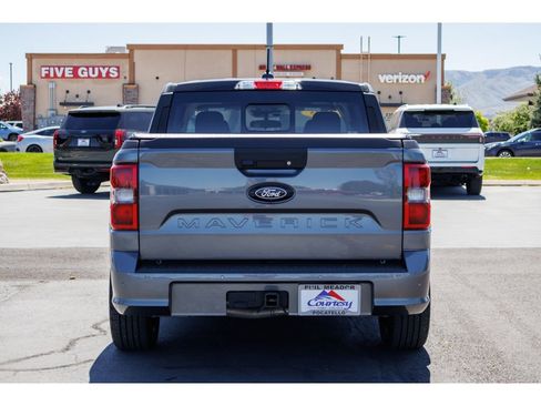 Used 2025 Ford Maverick Lobo AWD/4WD image 4