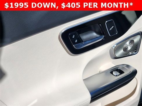 Certified 2025 Mercedes-Benz C 300 4MATIC Sedan image 15
