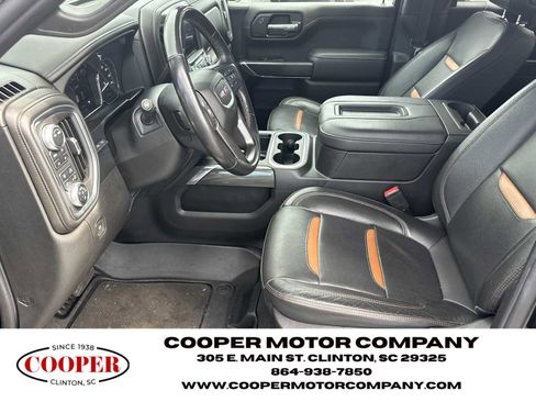 Used 2022 GMC Sierra 1500 AT4 w/ AT4 Premium Package AWD/4WD image 9
