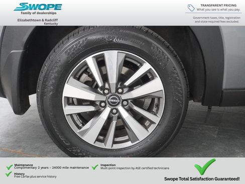 Used 2023 Nissan Pathfinder SL w/ Lighting Package (N92) AWD/4WD image 29