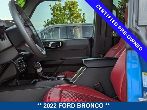 Used 2022 Ford Bronco 4-Door AWD/4WD image 18