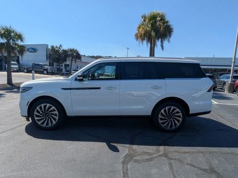 New 2026 Lincoln Navigator Black Label image 7