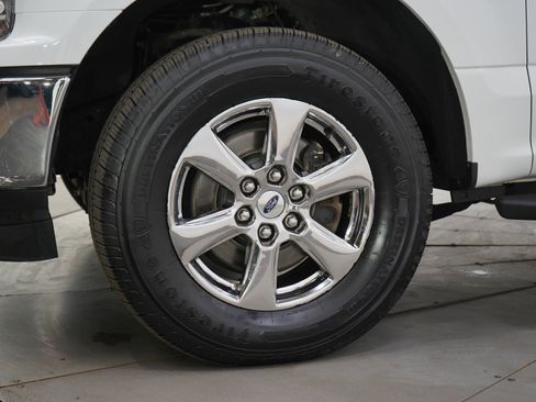 Used 2019 Ford F150 XLT w/ Equipment Group 302A Luxury AWD/4WD image 31