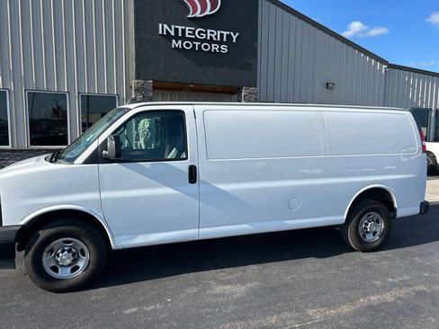 Used 2023 Chevrolet Express 2500 Extended w/ Driver Convenience Package RWD image 2