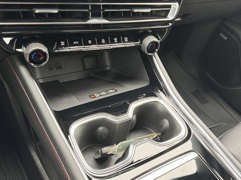 New 2026 Chevrolet Traverse RS image 23