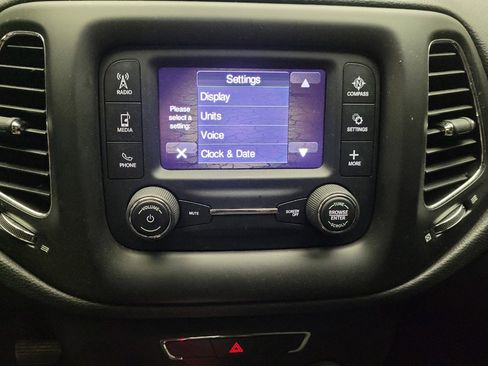 Used 2018 Jeep Compass Sport image 25