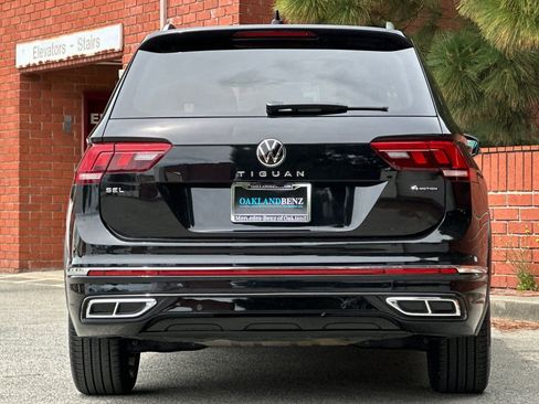 Used 2022 Volkswagen Tiguan SEL R-Line AWD/4WD image 5
