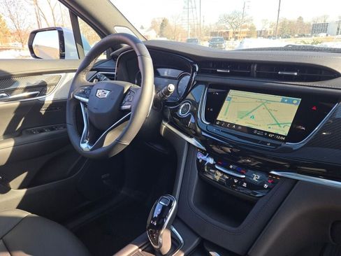 New 2025 Cadillac XT6 Sport image 7