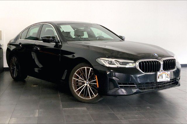 Used 2023 BMW 540i w/ Executive Package RWD image 2