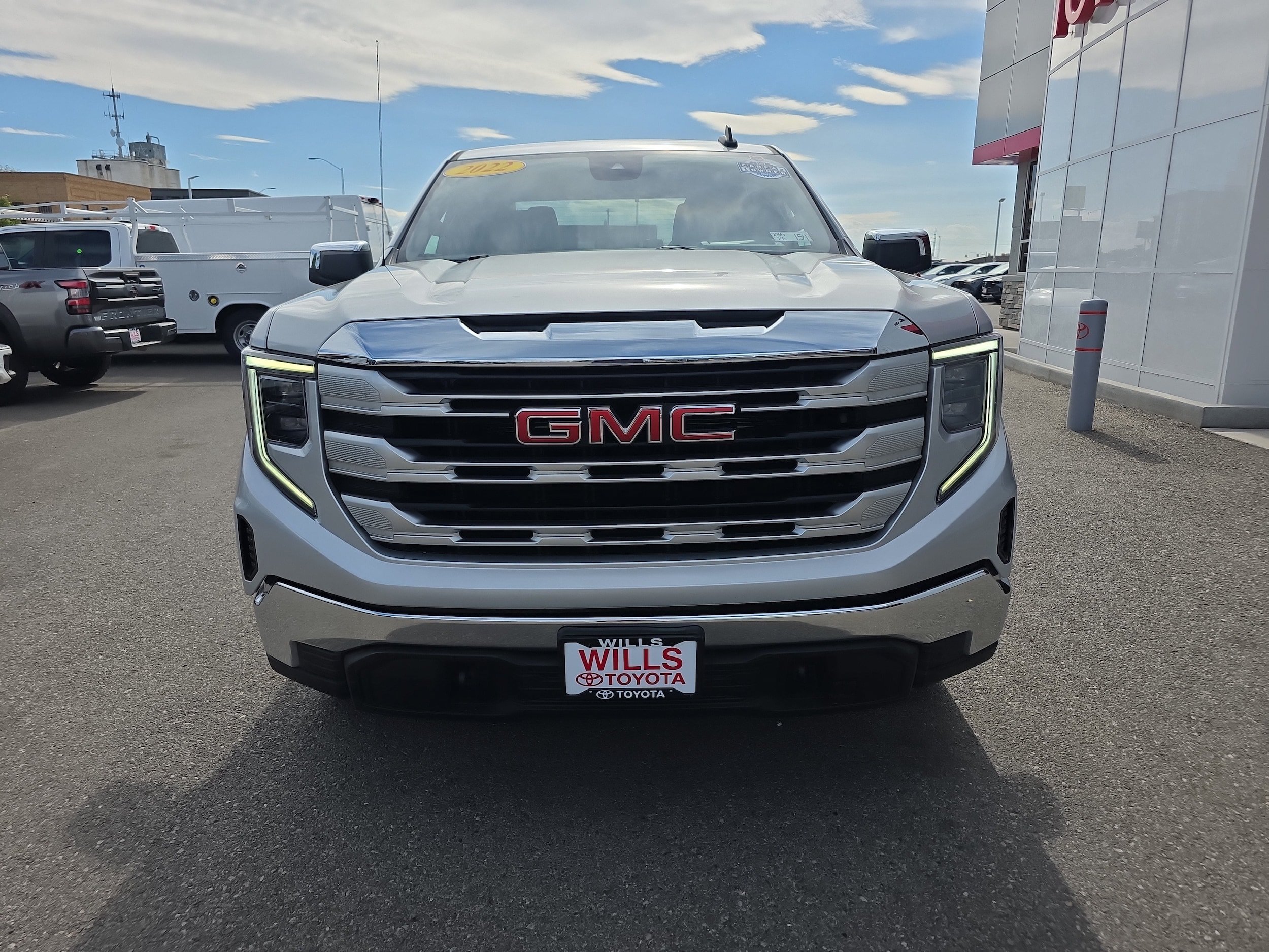 Used 2022 GMC Sierra 1500 SLE AWD/4WD image 5
