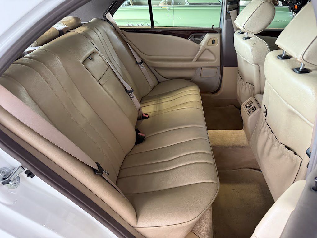 Used 1996 Mercedes-Benz E 300 Sedan image 15