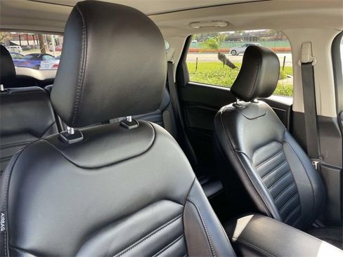 Certified 2023 Ford Edge SEL w/ Convenience Package image 36