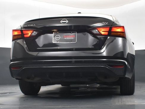 Used 2024 Nissan Altima 2.5 SV image 41