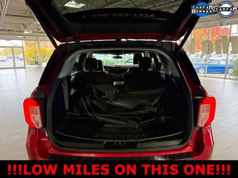 Used 2022 Ford Explorer XLT w/ Equipment Group 202A image 19