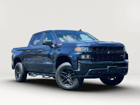 Used 2019 Chevrolet Silverado 1500 Custom Trail Boss w/ Custom Convenience Package AWD/4WD image 20