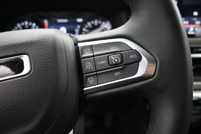 Used 2024 Jeep Compass Limited AWD/4WD image 19