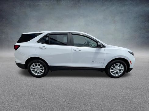 Used 2023 Chevrolet Equinox LS w/ LS Convenience Package FWD image 8