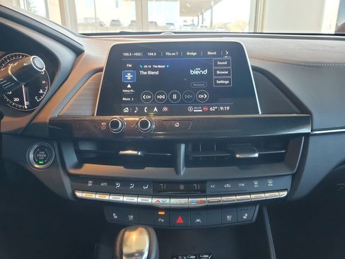 Used 2025 Cadillac CT4 Premium Luxury image 26