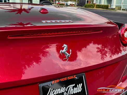 Used 2016 Ferrari California T image 54