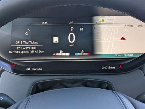 New 2026 Land Rover Range Rover SE image 8