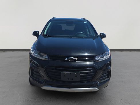 Used 2020 Chevrolet Trax LT w/ Redline Edition image 8