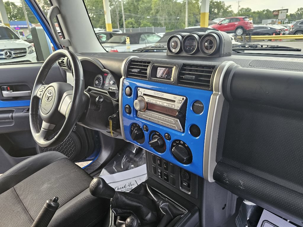 Used 2007 Toyota FJ Cruiser 4WD w/ Upgrade Pkg 1 image 39
