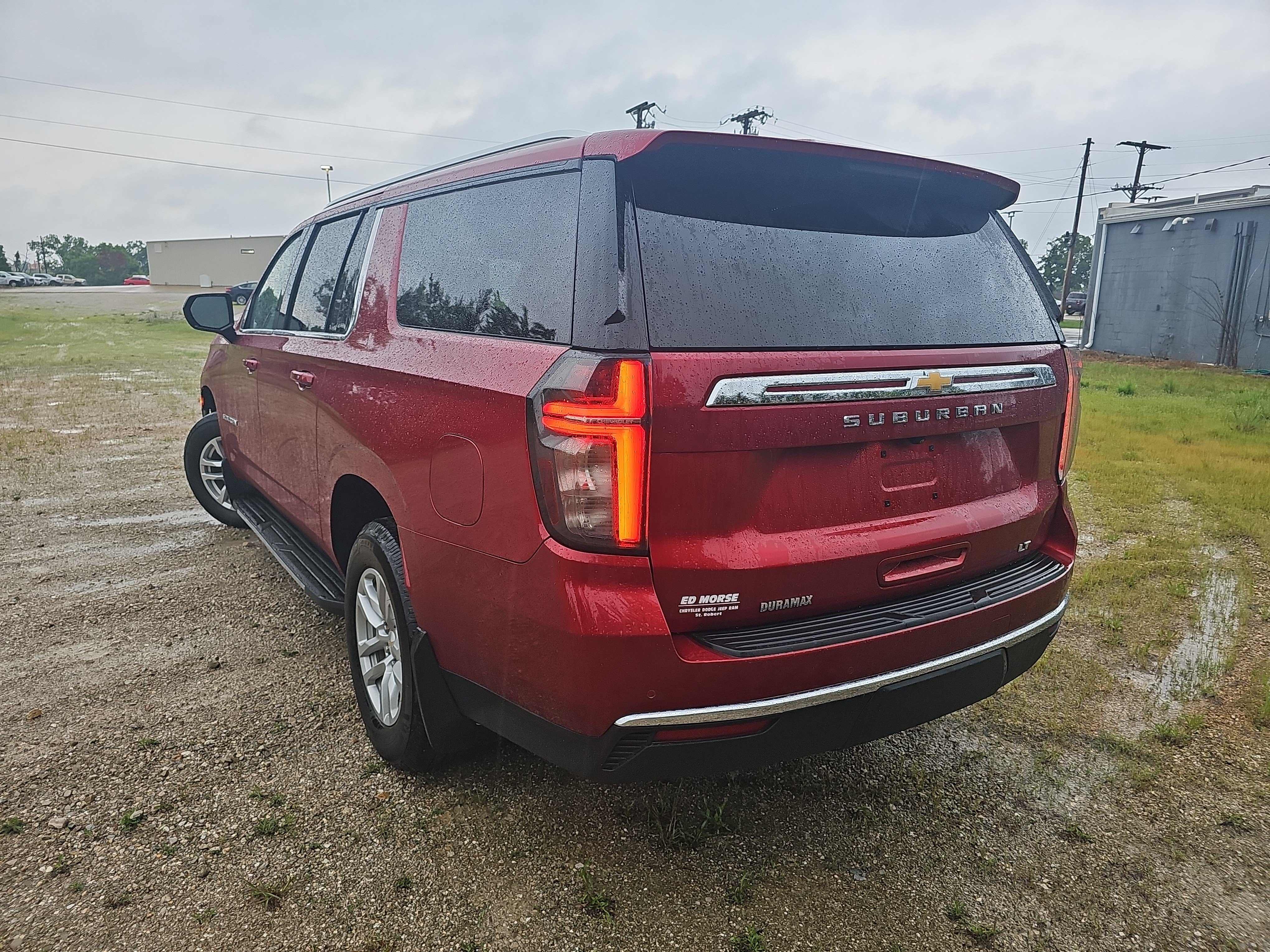 Used 2023 Chevrolet Suburban LT AWD/4WD image 6