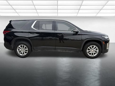 Used 2023 Chevrolet Traverse LS w/ Safety Package FWD image 2