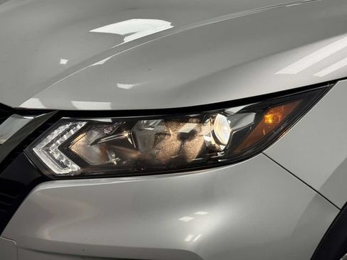 Used 2021 Nissan Rogue Sport S FWD image 41